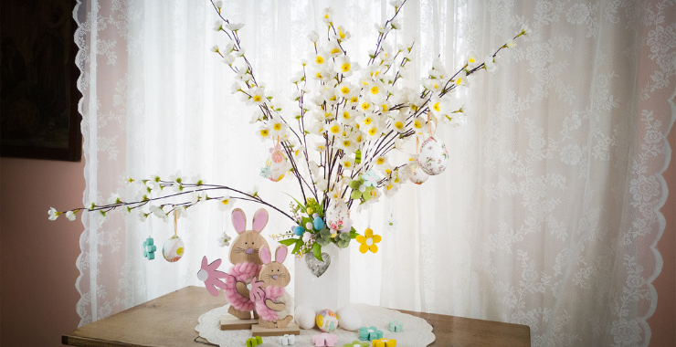 Idee per decorare la casa con l'albero di Pasqua –