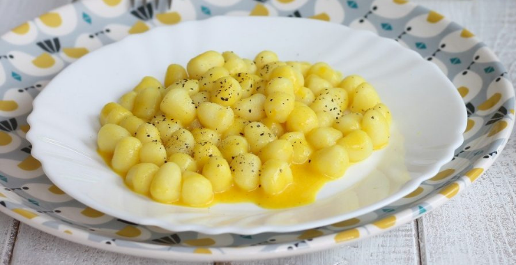 GNOCCHI DI PATATE ALLA CURCUMA Ecosalute